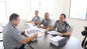 Jovens já podem se inscrever para trabalhar em serviços administrativos da PM...