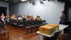 Rolim de Moura: TRE oferece treinamento para voluntários da Eleição do...