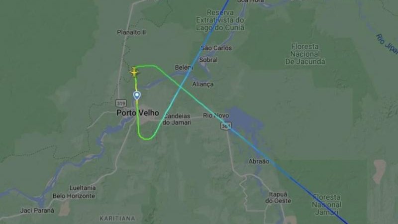 Foto 1 da matéria: Mau tempo atrasa voos no aeroporto de Porto Velho