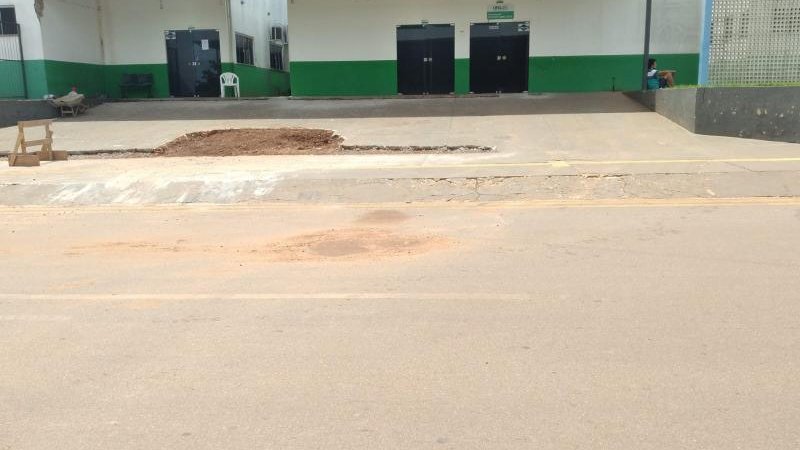 Foto 2 da matéria: Nova rampa facilitará acesso de ambulâncias à UPA em Rolim de Moura