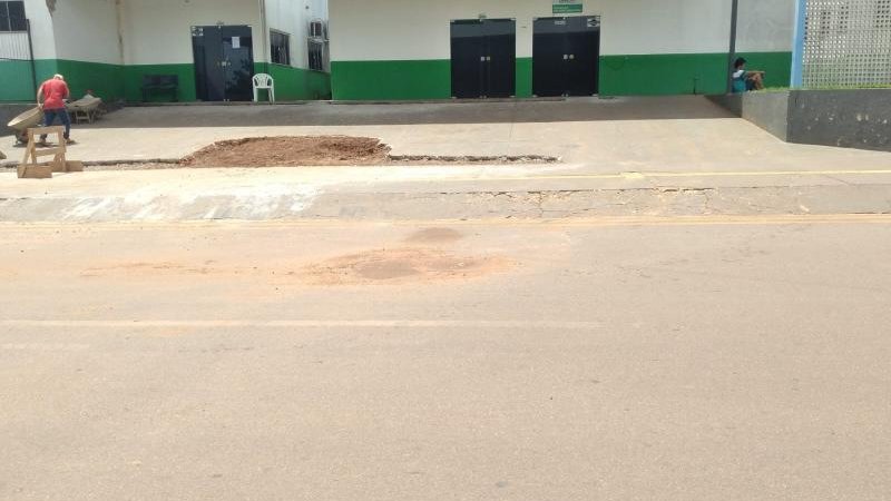 Foto 4 da matéria: Nova rampa facilitará acesso de ambulâncias à UPA em Rolim de Moura