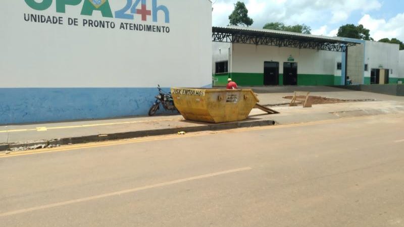 Foto 8 da matéria: Nova rampa facilitará acesso de ambulâncias à UPA em Rolim de Moura