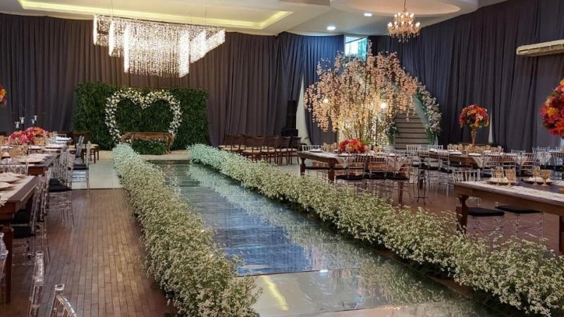 Foto 15 da matéria: Evento na AABB de Rolim de Moura. Confira decoração de casamento