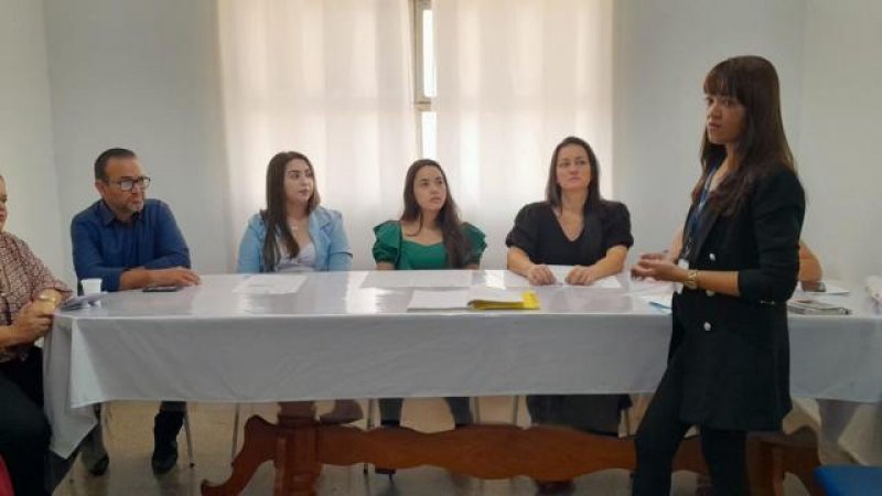 Foto 2 da matéria: Coren-RO empossa comissão de ética de enfermagem do Hospital Municipal de Rolim de Moura