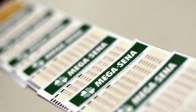 Mega-Sena acumula de novo e prêmio vai a R$ 135 milhões