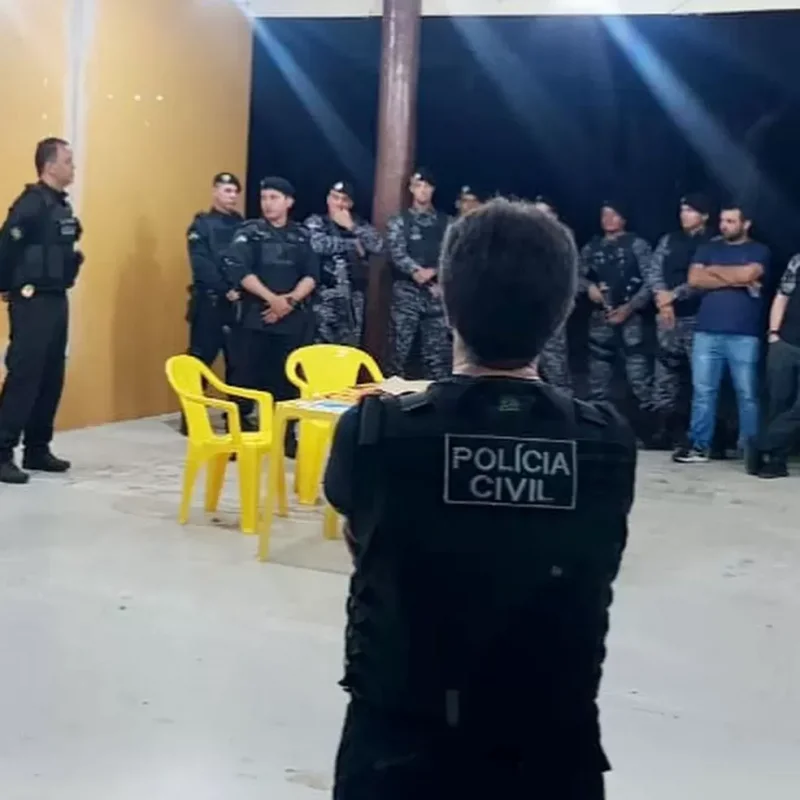 Policiais fazem buscas nas residências de suspeitos de matar criança em Espigão D´Oeste, RO — Foto: Polícia Civil/Divulgação