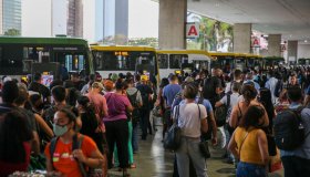 Taxa média de desocupação em 2022 ficou em 9,3%, diz IBGE