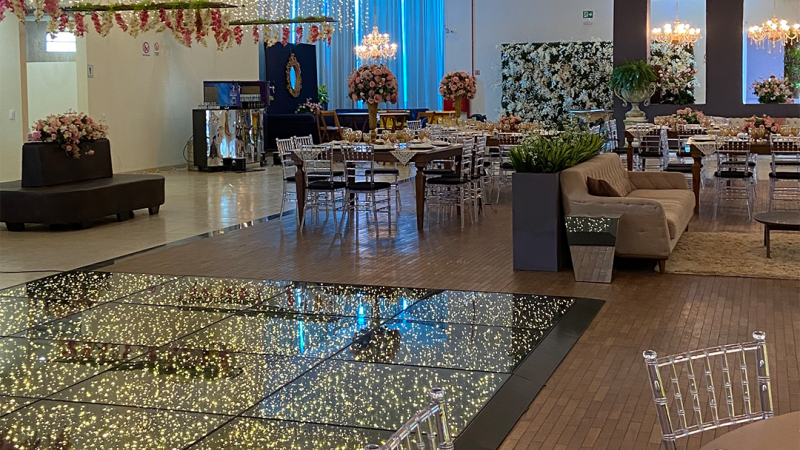 Foto 22 da matéria: DECORAÇÃO DE CASAMENTO NA AABB