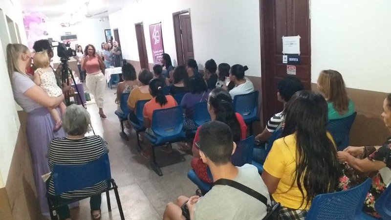 Foto 6 da matéria: SEMUSA: Encerramento das ações do 'Março Lilás' reuniu centenas de pessoas em Rolim de Moura