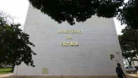 Fazenda nega criação de imposto para pequenas compras online