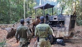 Em nova operação, PF apreende e destrói equipamentos para extração de...