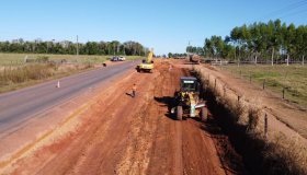 DER avança nos serviços de terraplenagem na obra da terceira faixa na RO-010...