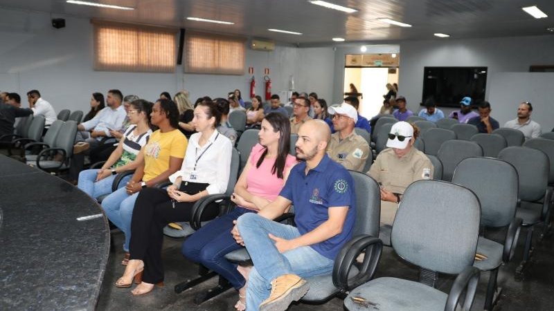 Foto 2 da matéria: Semmadu encerra programação especial do meio ambiente em Rolim de Moura