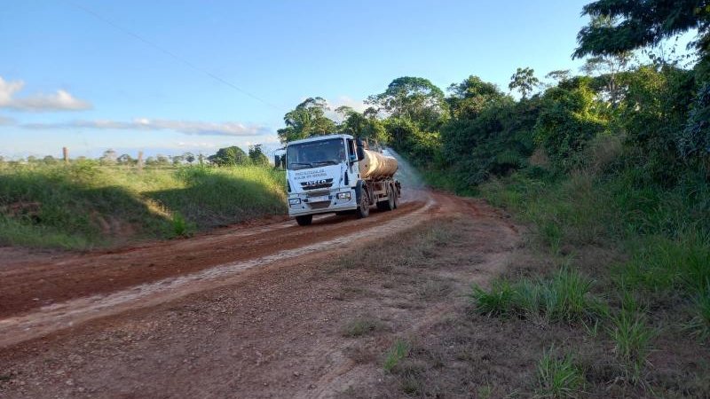 Foto 2 da matéria: SEMOSP conclui patrolamento da linha 164 lado norte