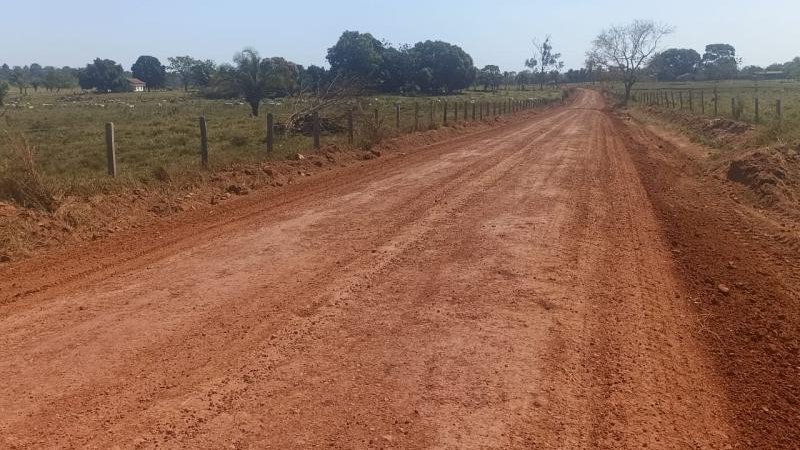 Foto 7 da matéria: Secretaria de obras de Rolim de Moura conclui recuperação da linha 192 lado sul
