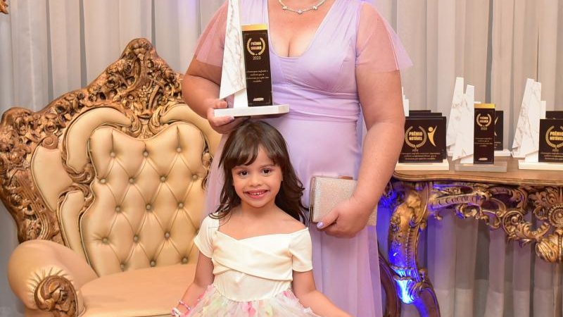 Foto 22 da matéria: Revista Evidência realiza evento Prêmio Mulher e Prêmio Notável em Rolim de Moura; confira as fotos