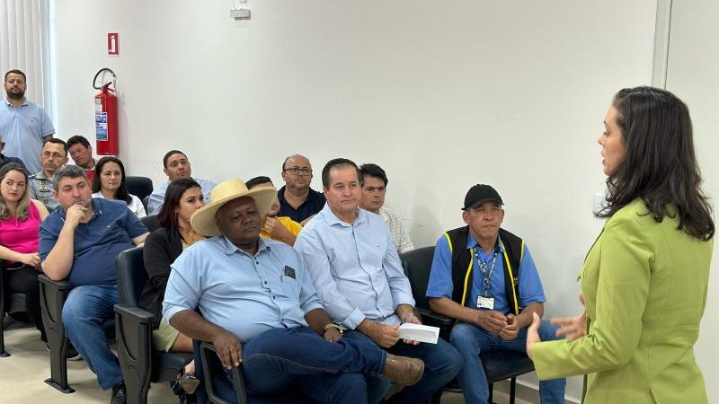 Foto 3 da matéria: Rolim de Moura terá Projeto Piloto de sinalização de trânsito em Rondônia