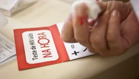 Governo reestrutura comissão nacional de HIV/Aids