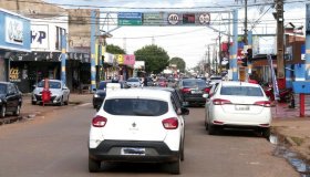 Licenciamento anual de veículos com placa final zero termina em 31 de outubro