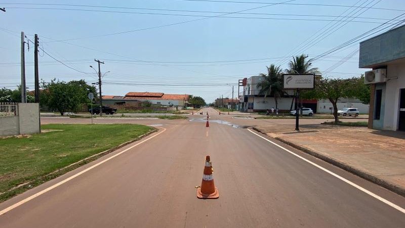 Foto 1 da matéria: MUDANÇA NO TRÂNSITO EM ROLIM: Barão de Melgaço passa a ser preferencial no cruzamento com a Cuiabá