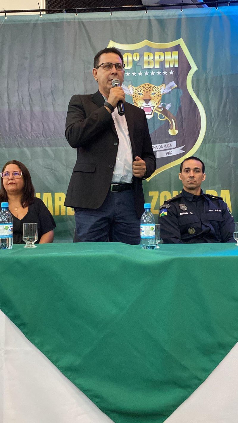 Prefeito de Rolim de Moura, Aldo Júlio participa da solenidade de aniversário da PM e parabeniza eficiência do 10º batalhão da Polícia Militar