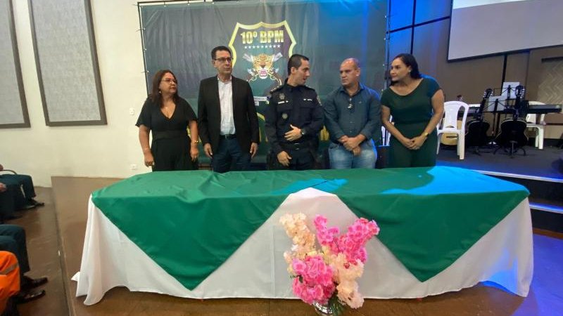 Foto 1 da matéria: Prefeito de Rolim de Moura, Aldo Júlio participa da solenidade de aniversário da PM e parabeniza eficiência do 10º batalhão da Polícia Militar