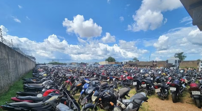 Veículos recolhidos em pátios da PRF em Rondônia — Foto: Divulgação