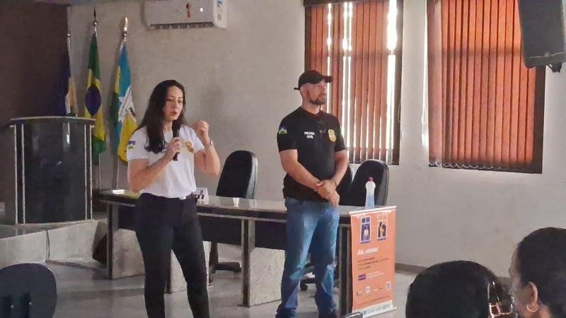 Foto 1 da matéria: Operação Atria é finalizada com palestra e orientações em Nova Brasilândia d' Oeste