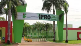 Publicados dois editais de concursos para técnicos e professores no Ifro;...