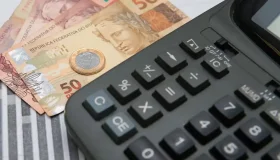 Senado aprova isenção do IR para quem ganha até dois salários mínimos
