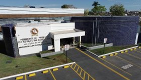 Ação conjunta busca garantir direitos de idosa em situação de risco em...