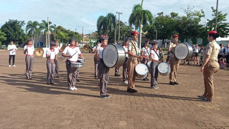 Foto 2 da matéria: Colégio Tiradentes de Rolim de Moura realiza 2ºPasseio Ciclístico
