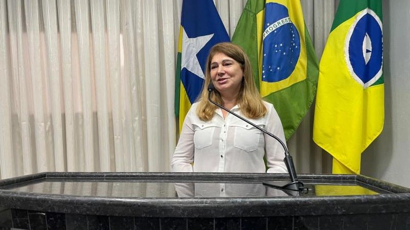 Foto 18 da matéria: Profissionais de Saúde Mental recebem Moção de Aplausos conferida pela câmara de vereadores de Rolim de Moura