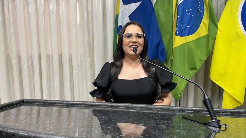 Foto 14 da matéria: Profissionais de Saúde Mental recebem Moção de Aplausos conferida pela câmara de vereadores de Rolim de Moura