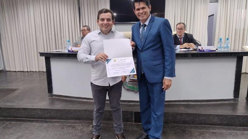 Foto 11 da matéria: Profissionais de Saúde Mental recebem Moção de Aplausos conferida pela câmara de vereadores de Rolim de Moura