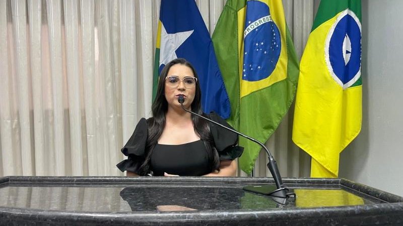 Foto 3 da matéria: Rolim de Moura- Psicólogos e Terapeutas recebem Título de Moção de Aplausos pelo excelente trabalho realizado na área social