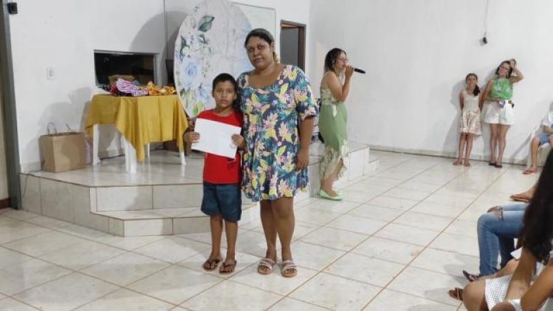 Foto 2 da matéria: Serviço de Fortalecimento de Vínculos de Rolim de Moura promoveu homenagens para as mães