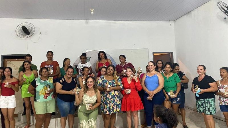 Foto 5 da matéria: Serviço de Fortalecimento de Vínculos de Rolim de Moura promoveu homenagens para as mães
