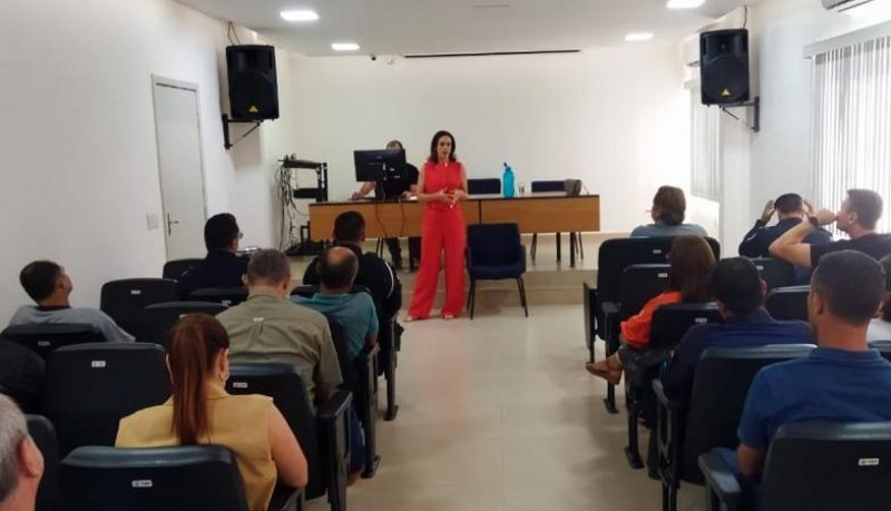 MP celebra TAC para cavalgada e festa agropecuária de Rolim de Moura