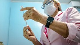 Municípios de Rondônia já aplicam nova vacina contra Covid-19