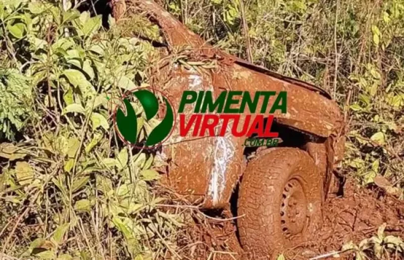 Bombeiros e PM são acionados após capotamento na RO-010 em Pimenta Bueno