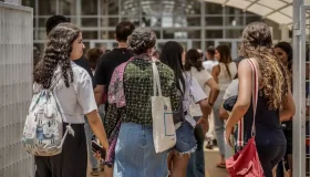 Prorrogada para o dia 19 convocação de lista de espera do Fies