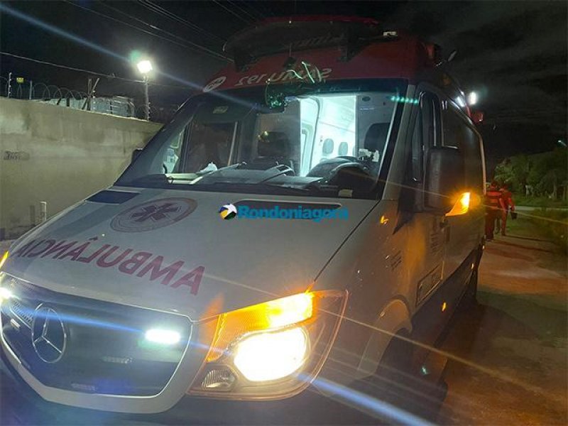 Cliente é atacada com óleo quente em barraca de pastel na capital