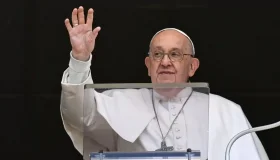 Papa Francisco ora por vítimas de acidente aéreo em SP