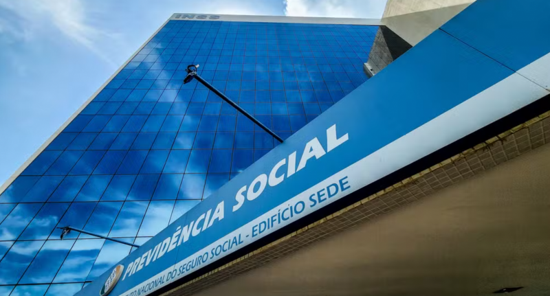 Prédio do Instituto Nacional do Seguro Social (INSS). — Foto: Rafa Neddermeyer/Agência Brasil