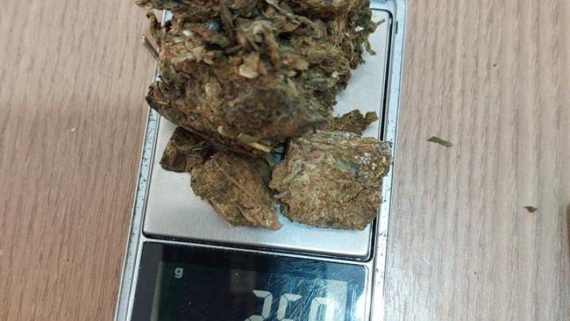 Foto 3 da matéria: ‘Boca Fechada’: Polícia Militar fecha ‘boca de fumo’ no bairro Planalto em Rolim de Moura, e prende quatro em flagrante por tráfico de drogas
