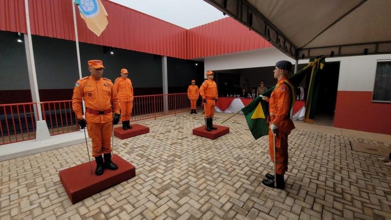 Foto 4 da matéria: Corpo de Bombeiros inagura Complexo de Treinamento Bombeiro Mirim em Rolim de Moura
