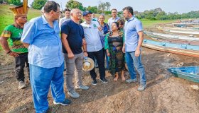 Em Manaus, Lula anuncia retomada de negociações para a reconstrução da...