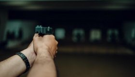 Maioria do STF vota para invalidar leis de RO e DF sobre porte de armas para...