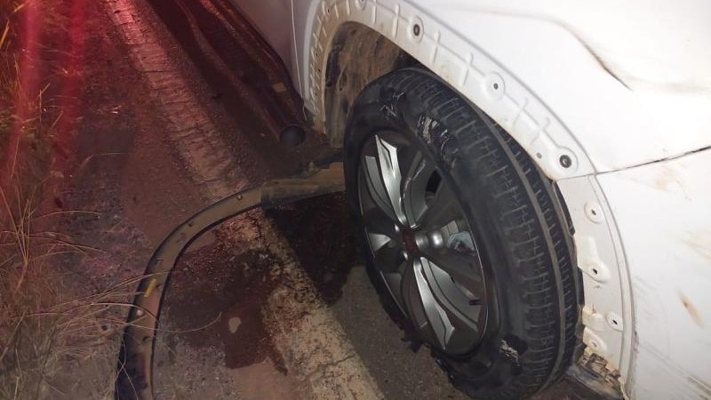 Foto 6 da matéria: Rolim: Idoso é socorrido em estado grave após ser atingido por carro na RO-383 saída para Santa Luzia